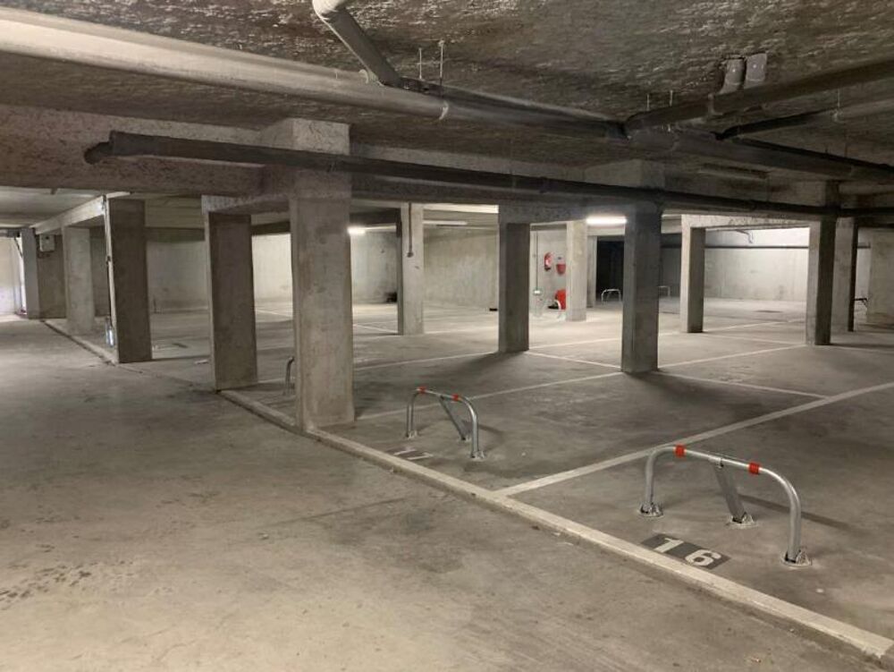 Location Parking/Garage CASE DE PARKING PROTEGEE LYON 03 Lyon 3