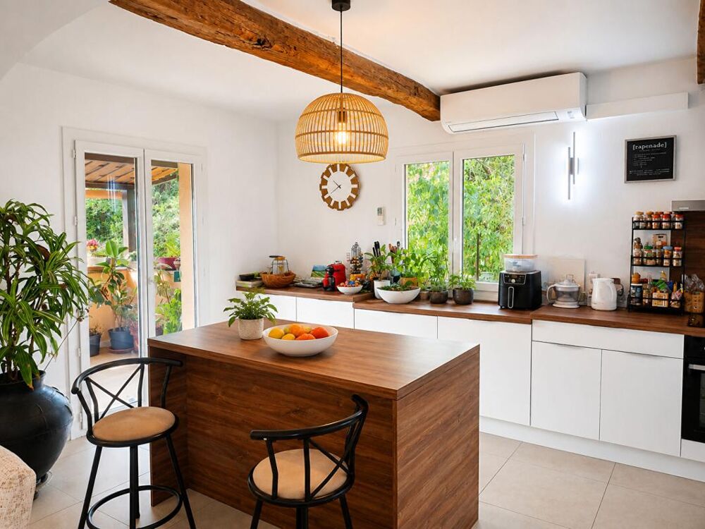 � vendre  Villa Sp�rac�des (06530)