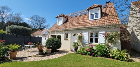   SUPERBE MAISON FONCTIONNELLE! Maison - 8 pi�ce(s) - 156 m�