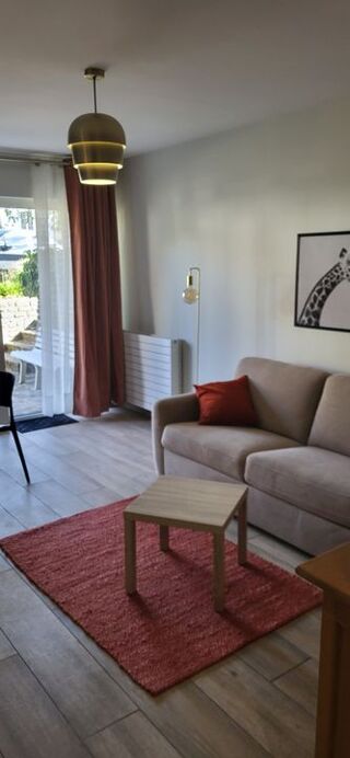  Appartement à louer 2 pièces 45 m²