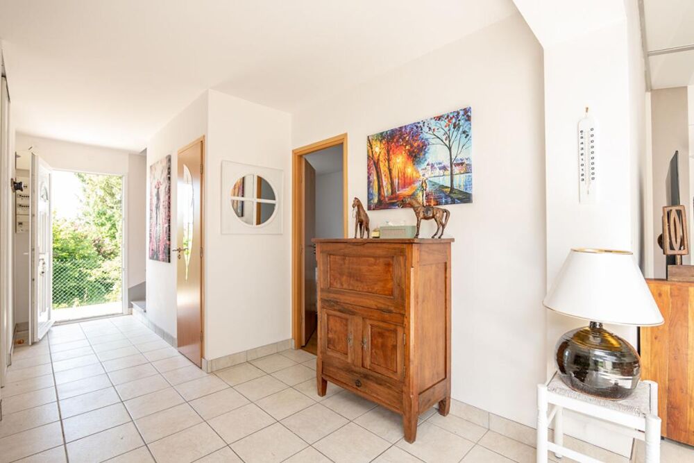 LIEUX UNIQUES ® x PROPRIÉTÉS PRIVÉES PROPOSE MAISON DE 2011 HYPER-CENTRE ROMORANTIN 94.09 M²