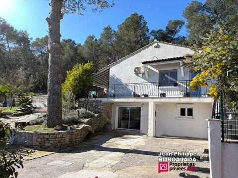   Maison Carnoules 8 pice(s) 191 m2 Maison - 8 pice(s) - 191 m