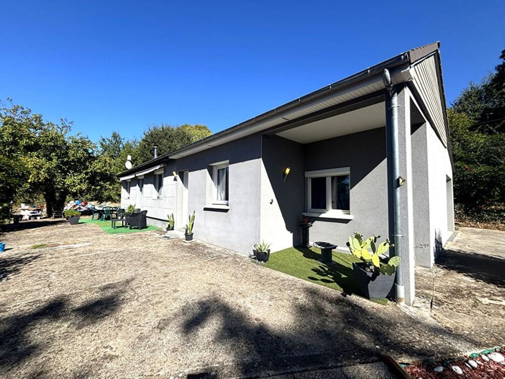 Vente Maison Maison de plain-pied de 90 m²  3 chambres  terrain de 4 715 m² avec verger La chapelle saint aubin