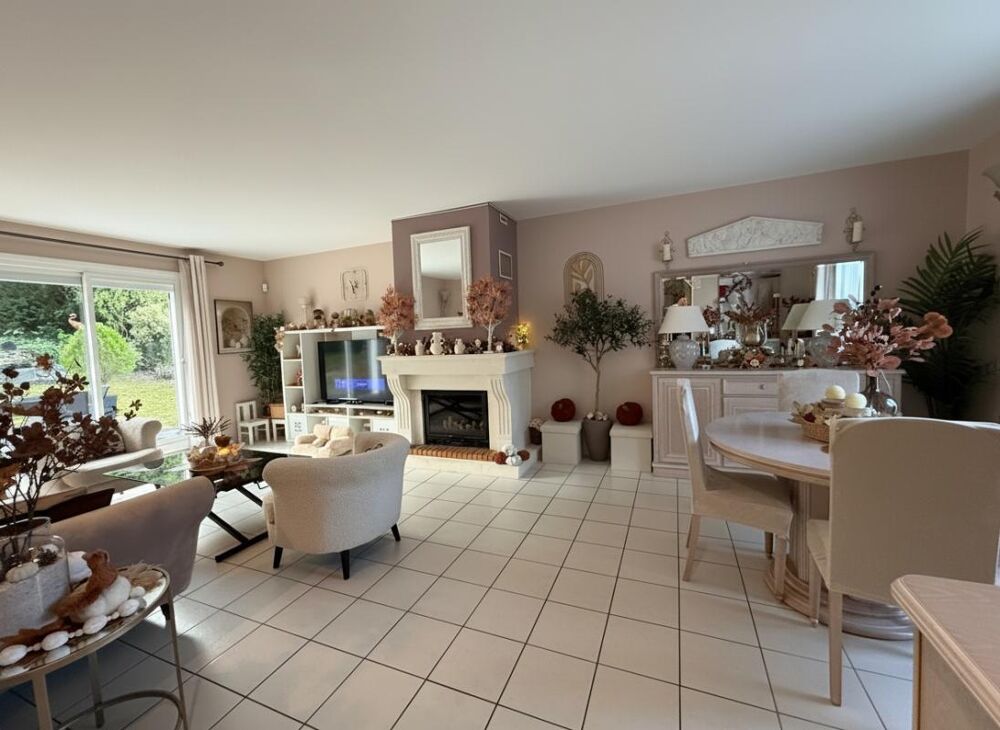 Vente Maison ÉVRY-COURCOURONNES ? MAISON FAMILIALE DE CHARME ? 4 CHAMBRES ? JARDIN ET GRANDE TERRASSE Evry courcouronnes