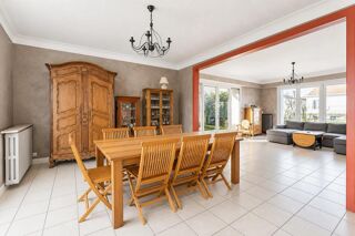  Maison à vendre 10 pièces 252 m²