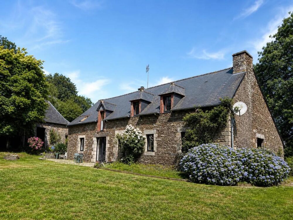 Maison de 8 pièces de 235 m² à Loudéac