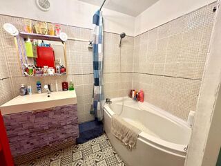  Appartement  vendre 4 pices 80 m