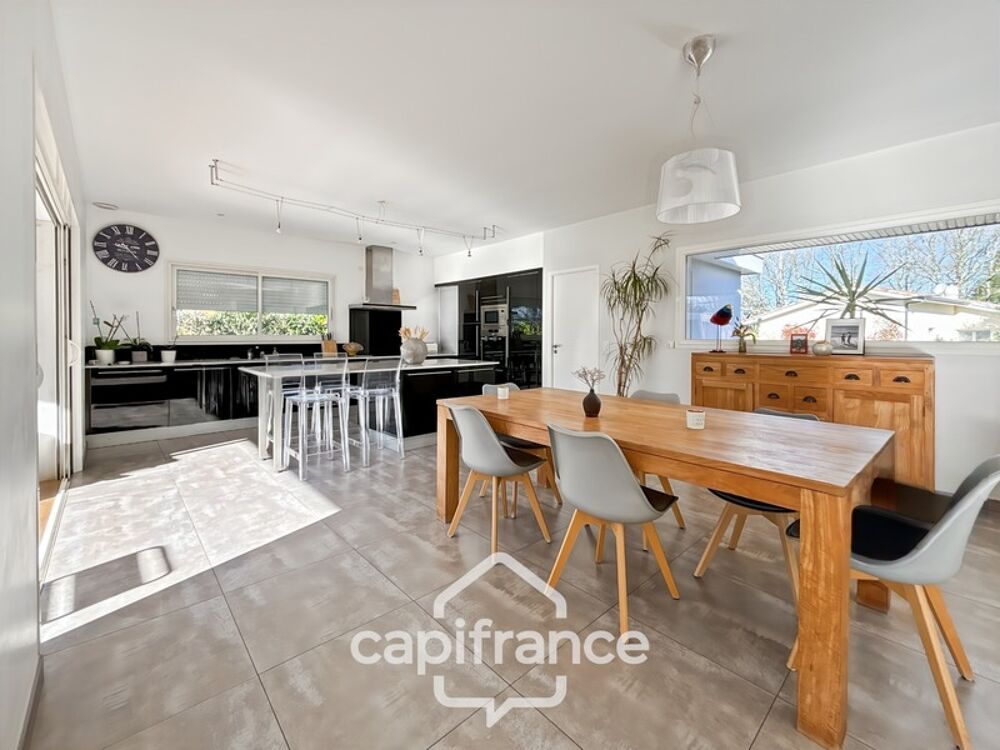 A vendre, SADIRAC (33) à 20min de BORDEAUX, Maison plain-pied, lumineuse, quatres chambres