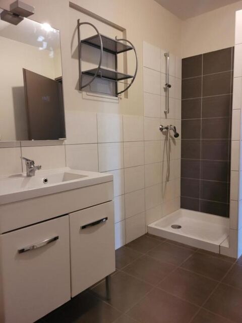  Appartement � louer 4 pi�ces 81 m�