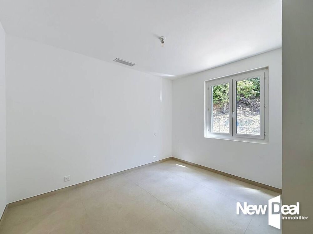 Vente Appartement MONTAUROUX _ Appartement rénové de 80m²,  3 chambres, garage et terrain d'environ 1100 m² Montauroux