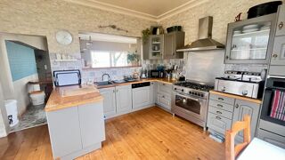  Maison � vendre 6 pi�ces 215 m�