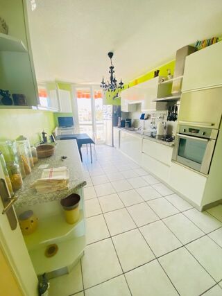  Appartement  vendre 6 pices 131 m