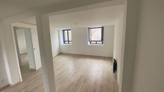  Appartement à louer 3 pièces 64 m²