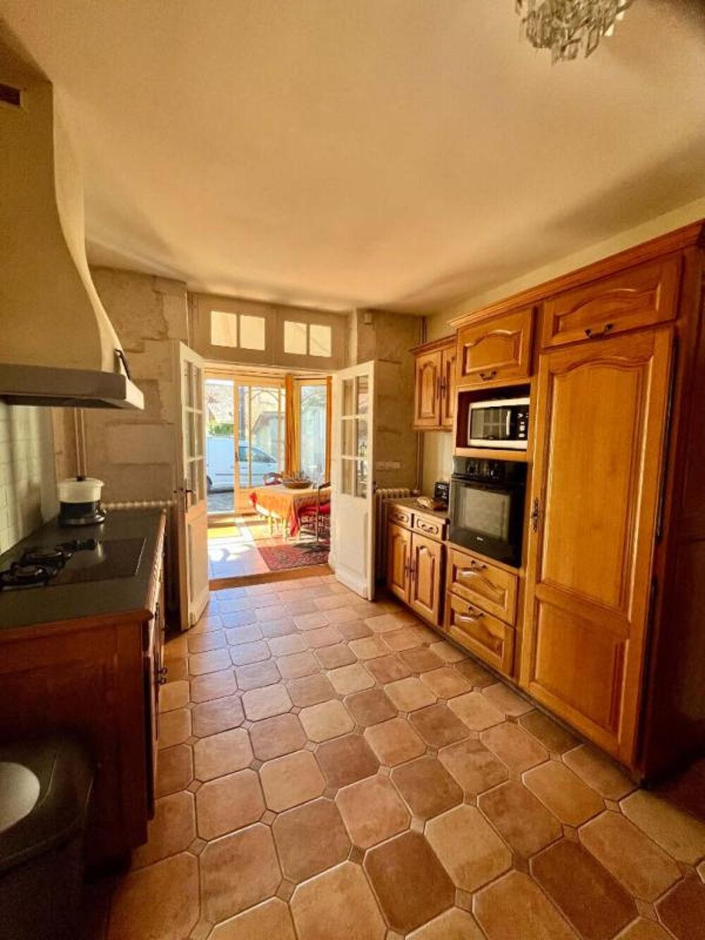 Maison en pierres 147 m2 avec dépendances