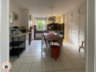  Maison � vendre 10 pi�ces 222 m�