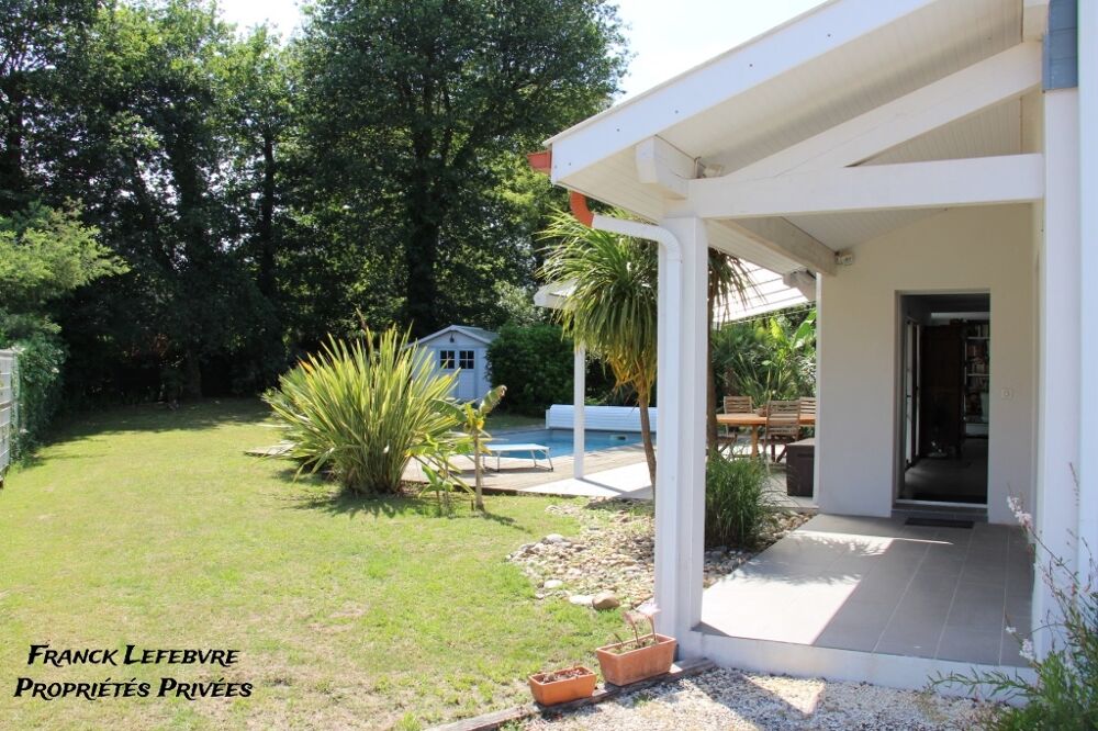Villa 5 pièces de 160 m2 sur terrain 1200 m²