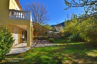  Villa Sollis-Toucas (83210)