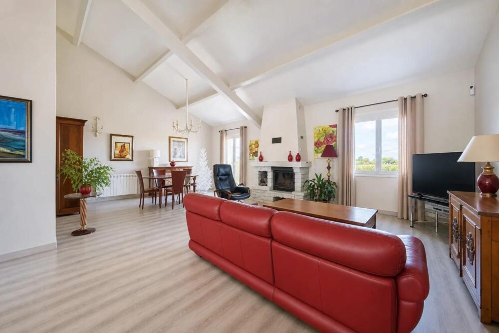 à vendre  Propriété/château Lherm (31600)