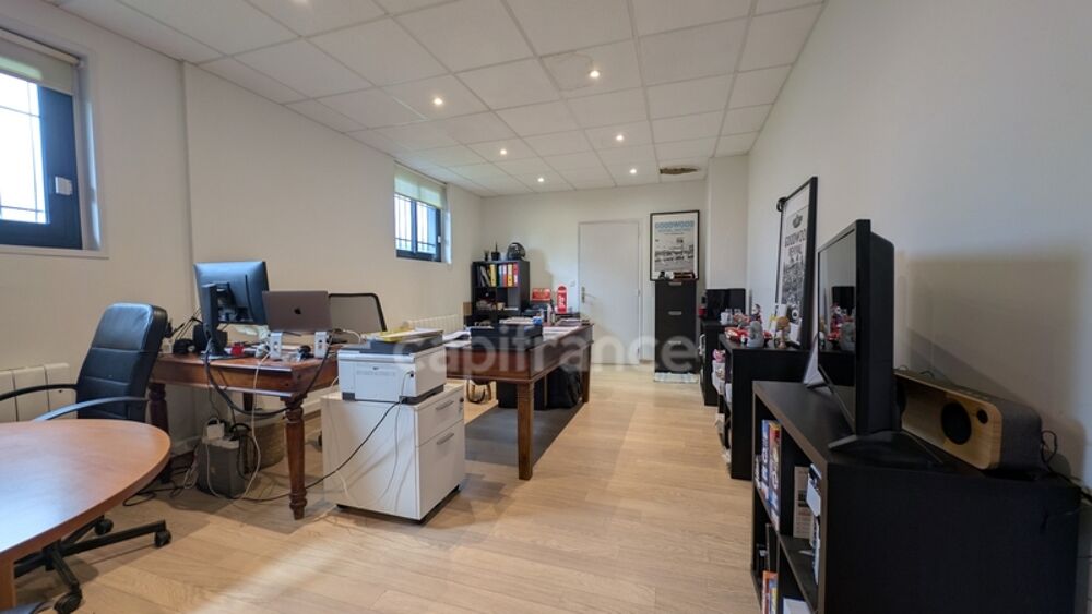   À vendre – Local d'activité/entrepôt 1460m2- Terrain 5738m2 - Proche RN12 