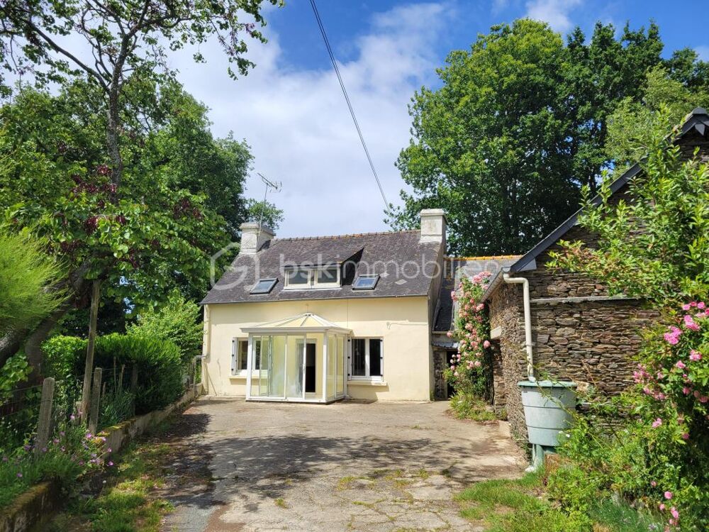Vente Maison Maison pleine de charme à Trévé - 61 m² avec dépendances et potentiel d'évolution Treve