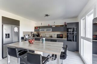  Appartement � vendre 4 pi�ces 94 m�