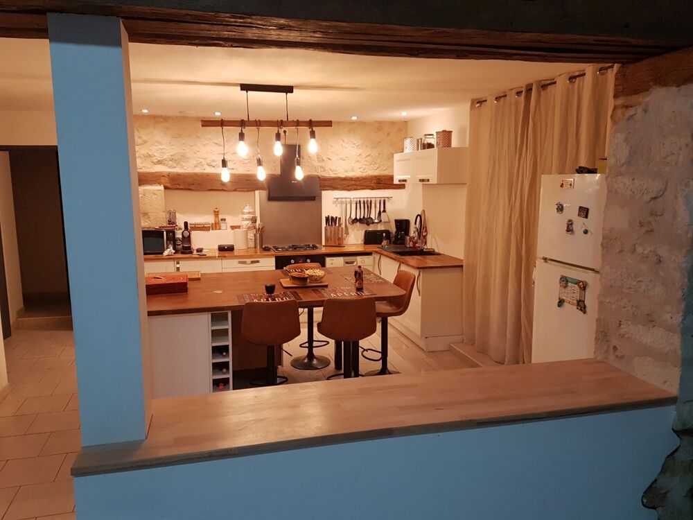 Vente Maison Maison à vendre 6 pièces NANTEUIL (79) Nanteuil