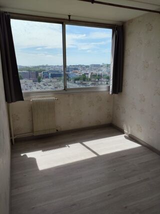  Appartement à louer 2 pièces 44 m²