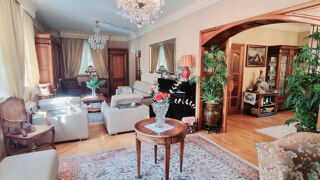  Maison � vendre 9 pi�ces 310 m�