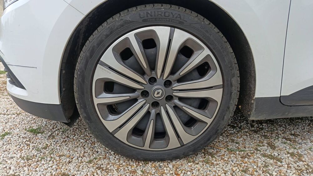 Sc&eacute;nic 1.7 Blue dCi 120 Life 2019 occasion 49570 Mauges Sur Loire