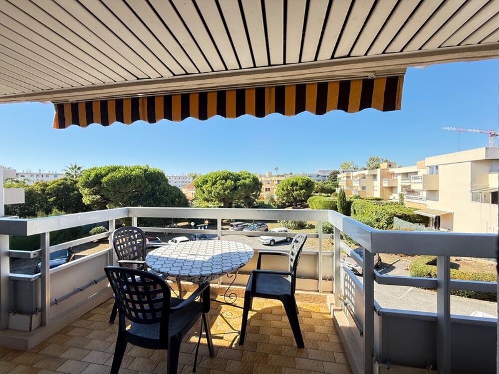 ? Charmant T1 29 m² avec terrasse, parking et cave  Antibes (Fontonne)