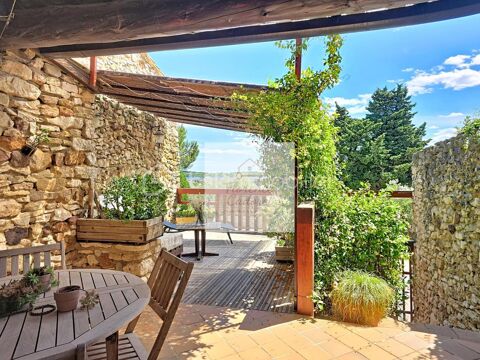   MAISON DE VILLAGE DE CARACTÈRE PROXIMITE UZES– 6 CHAMBRES – 2 TERRASSES – VUE DÉGAGÉE Maison - 9 pièce(s) - 205 m²