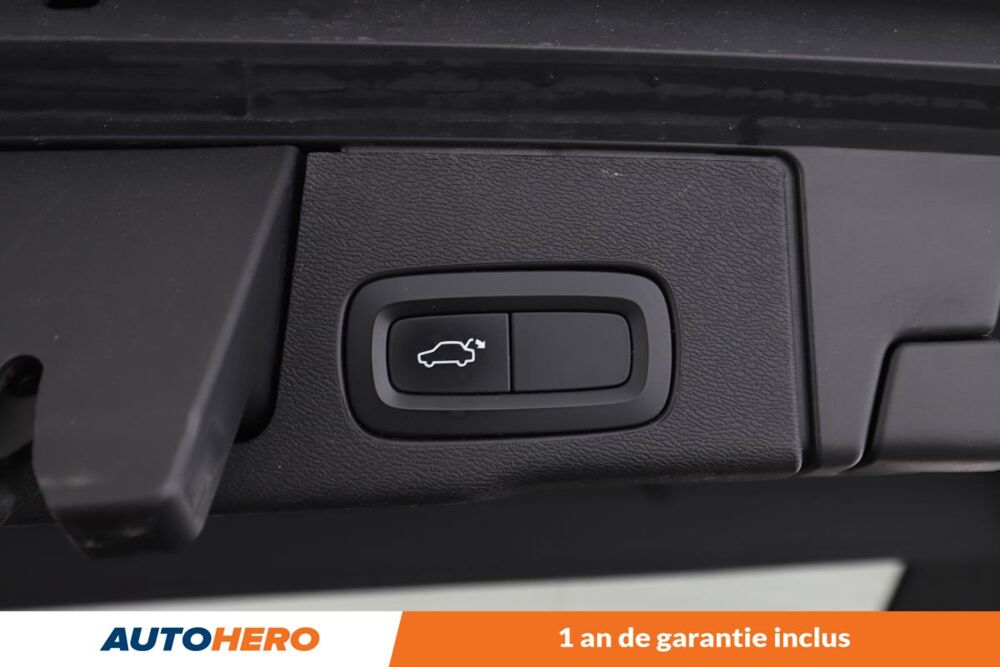 XC60 2.0 D4 AdBlue R-Design Geartronic 8 190 ch 2019 occasion 92130 Issy-les-Moulineaux
