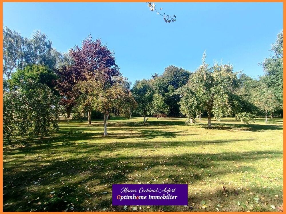 Magnifique propriété avec 2 maisons et piscine sur 3 hectares à 15min de BERNAY