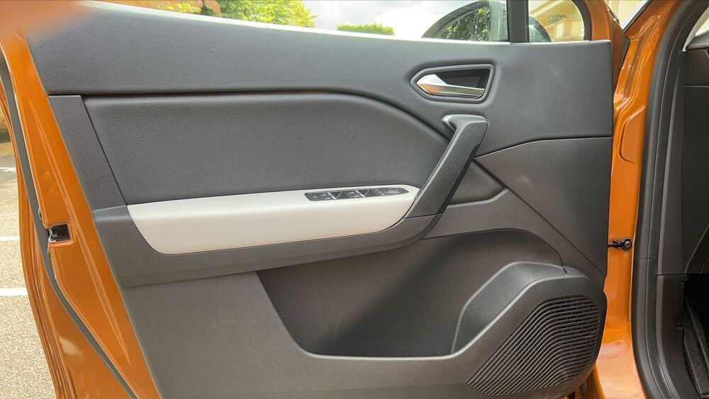 Captur II 1.3 TCe 155 EDC7 Intens 2020 occasion 77170 Brie Comte Robert