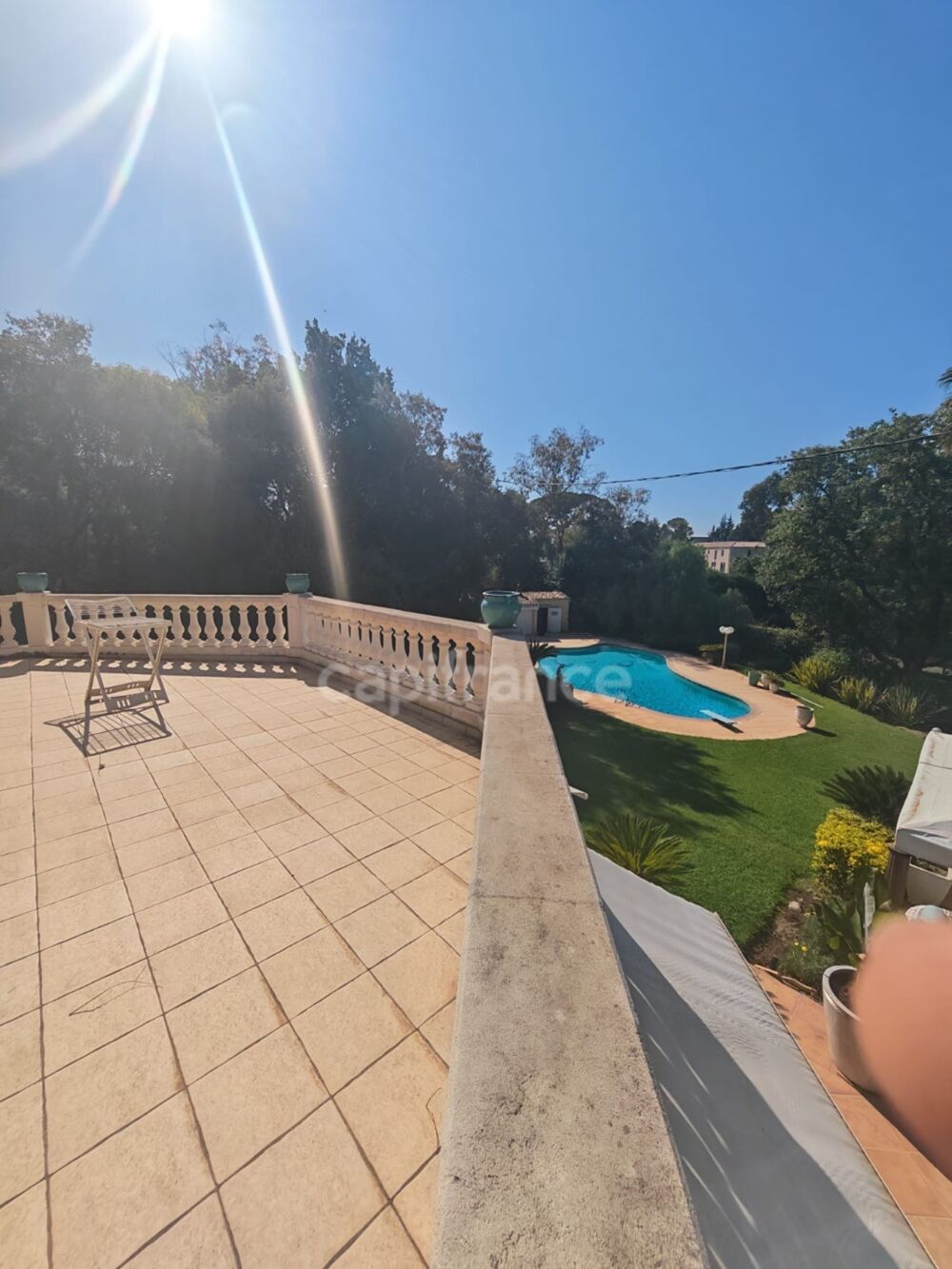 à vendre  Propriété/château Saint-Raphaël (83700)