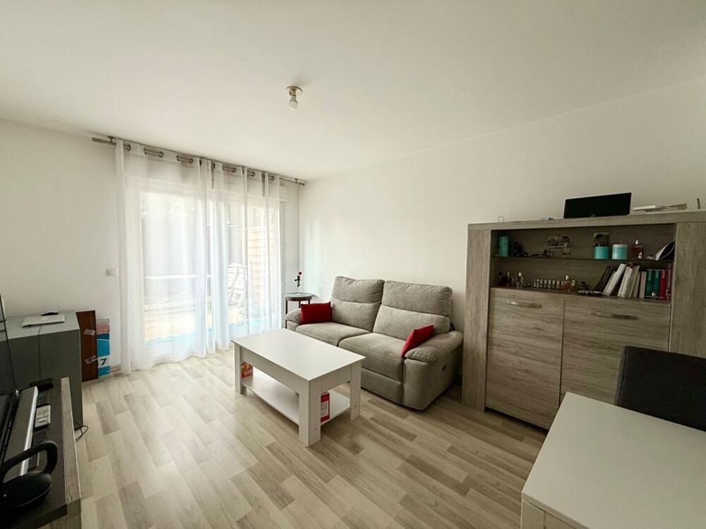 Appartement deux pièces rez-de-chaussée de jardin