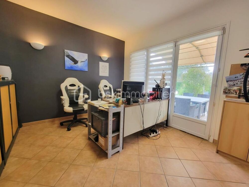 � vendre  Villa Trans-en-Provence (83720)