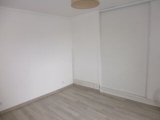  Appartement à louer 2 pièces 44 m²