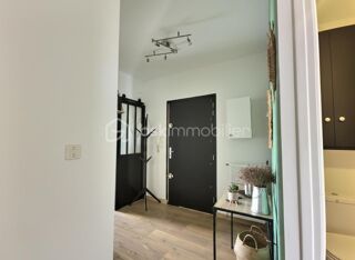  Appartement à louer 4 pièces 85 m²