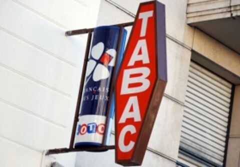 BAR TABAC D'ANGLE - NICE CENTRE-VILLE 790000 06000 Nice