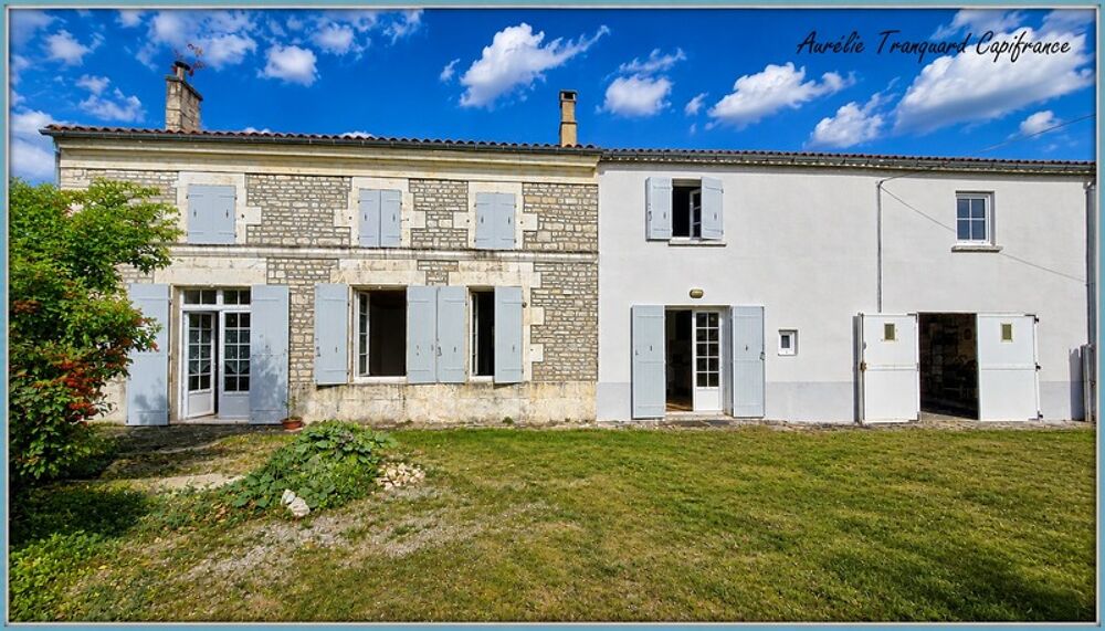 Maison 7 pièces 131 m² · à Saint Jean D Angely · 131 m² · 160 000 €