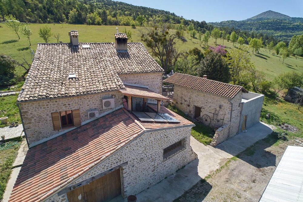 à vendre  Maison Thoard (04380)