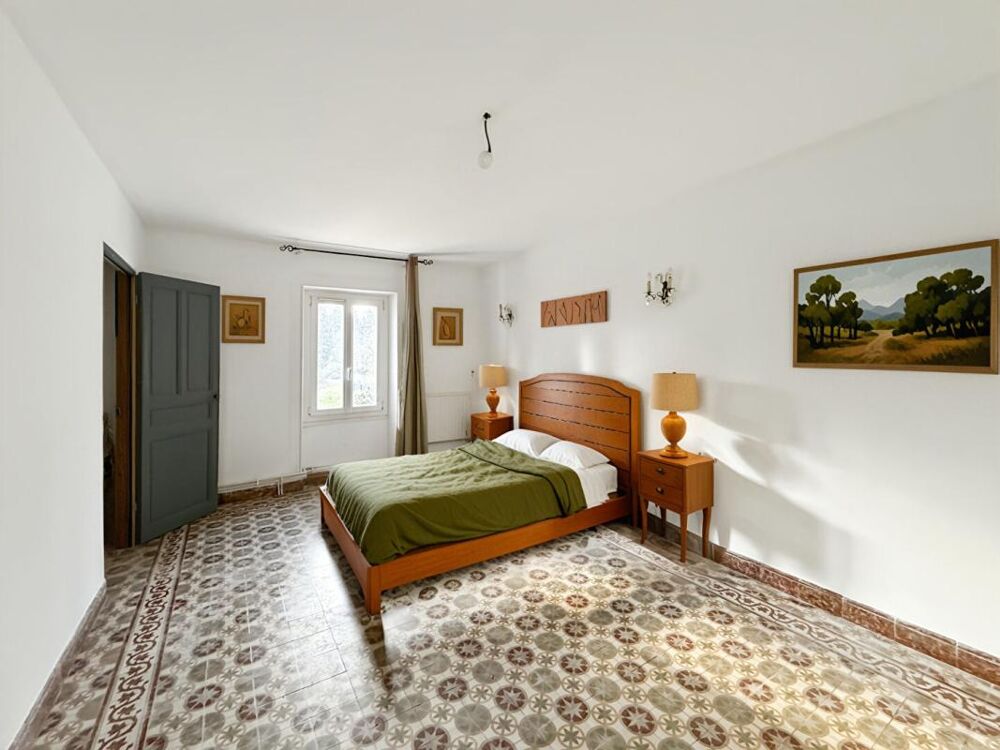 à vendre  Maison Eygalières (13810)