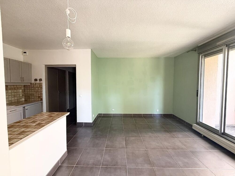 Location Appartement APPARTEMENT T2 AVEC BALCON - COURS FAURIEL Saint etienne