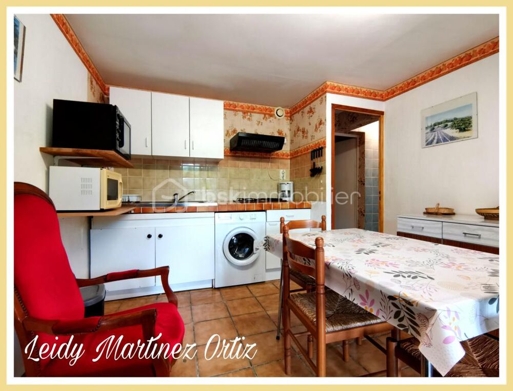 Résidence, 350m², 12 logements, terrain 1500m², au calme