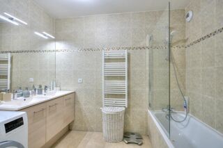  Appartement � vendre 4 pi�ces 80 m�