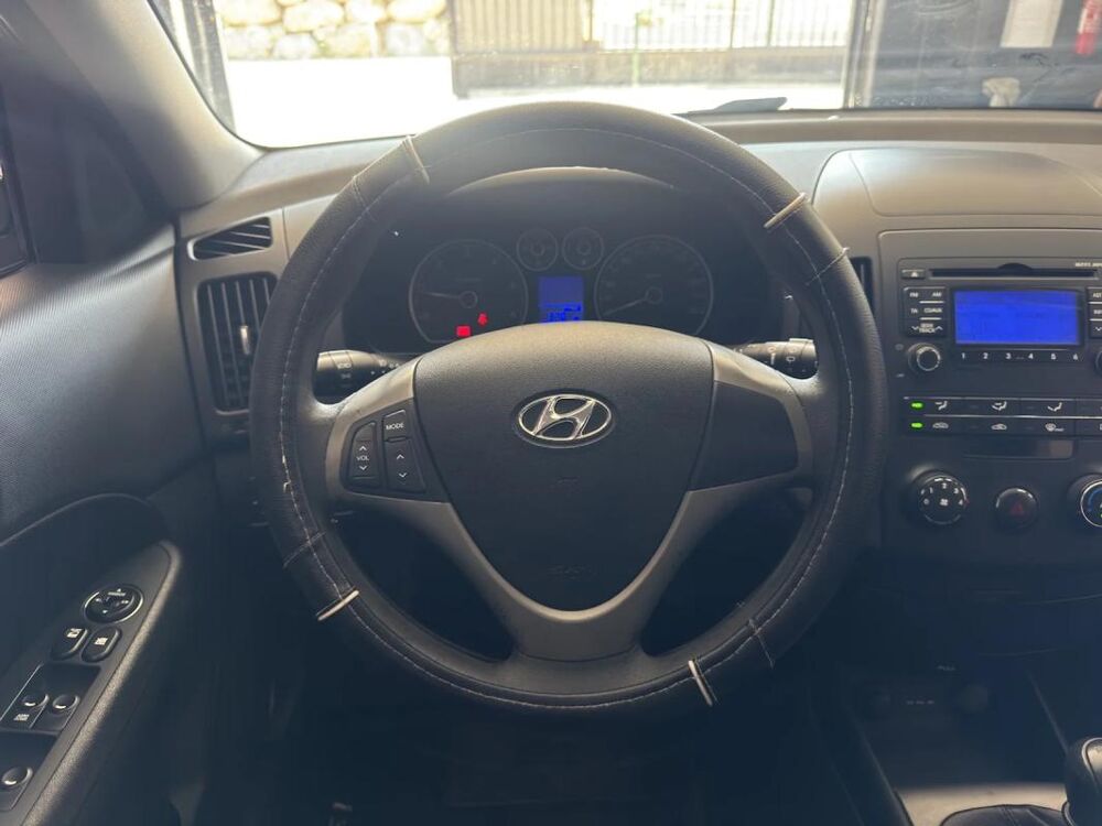 i30 1.6 CRDi 16V 90 cv 2009 occasion 34500 B&eacute;ziers