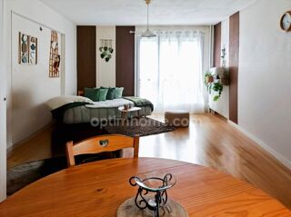  Appartement à louer 2 pièces 70 m²