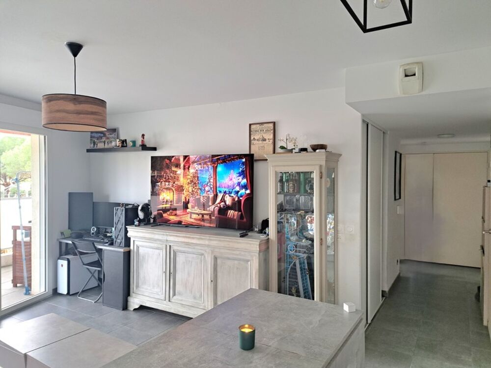 MARSEILLE Château Gombert - En Résidence sécurisée ,Appartement de type 3 + vaste terrasse et parking privé