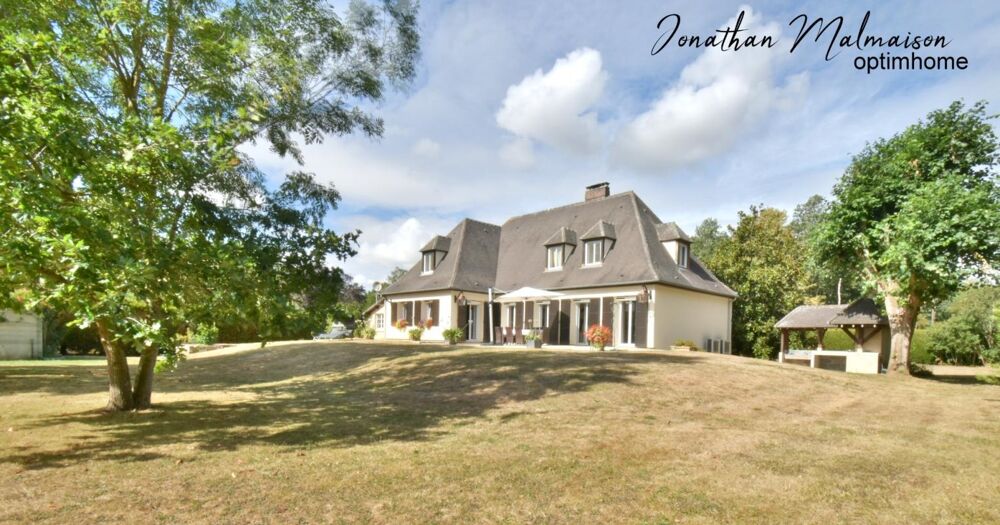 Proche de Conches-en-Ouche  Élégante maison traditionnelle aux beaux volumes, jusquà 6 chambres